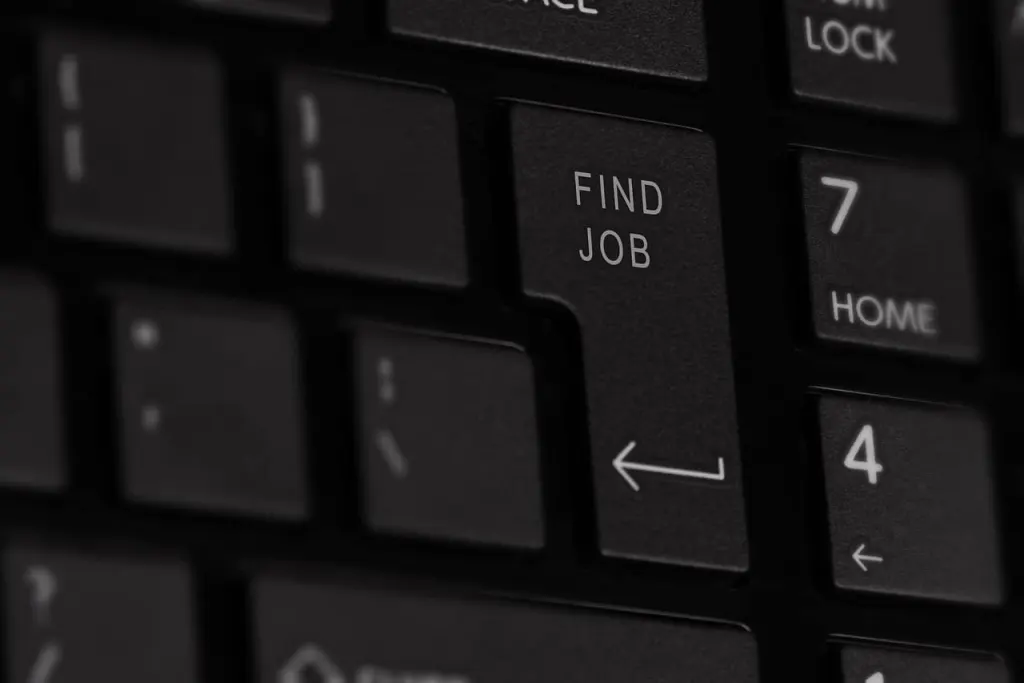 découvrez les meilleures offres d'emploi adaptées à votre profil et à vos aspirations professionnelles. explorez notre sélection variée d'annonces pour trouver le poste idéal qui vous correspond.