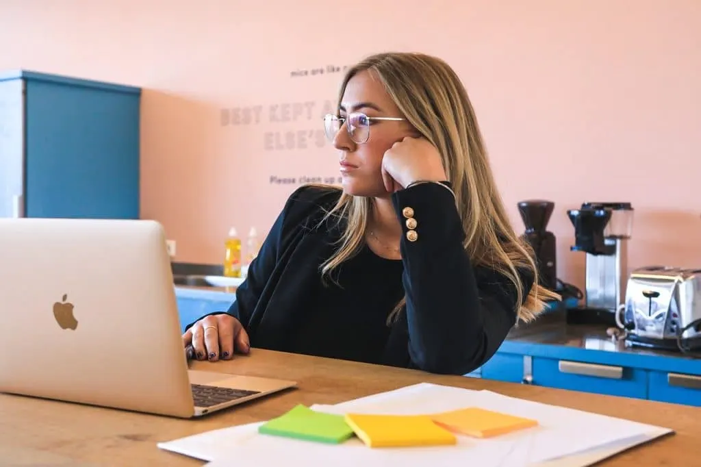 découvrez des conseils et des ressources indispensables pour les chercheurs d'emploi. trouvez des stratégies pour améliorer votre cv, préparer des entretiens et réussir dans votre recherche d'emploi.
