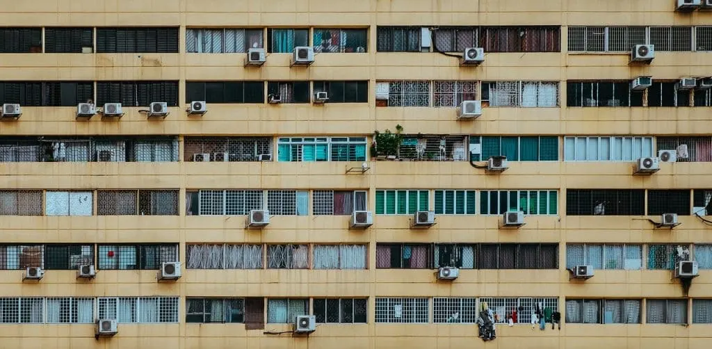 découvrez nos conditions de travail optimales, qui favorisent le bien-être, la productivité et l'épanouissement professionnel. rejoignez une équipe dynamique où chaque détail compte pour garantir un environnement agréable et motivant.